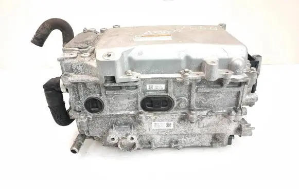 Toyota RAV 4 (XA40) Voltage converter inverter G92A042030 G927048060 2321001504