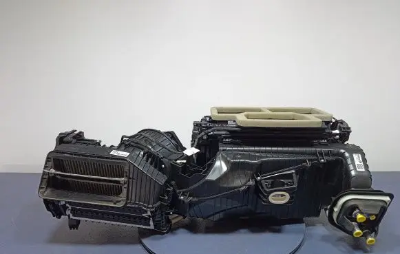 BMW i4 Interior heater climate box assembly 6993760