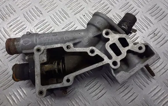 Citroen Xsara Picasso Thermostat/thermostat housing 9635696080