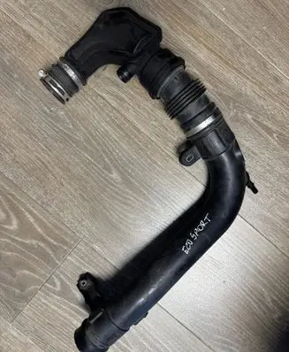 Ford Ecosport Air intake hose/pipe CV616C784AG