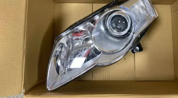 Volkswagen PASSAT B6 Headlight/headlamp 3C0941005