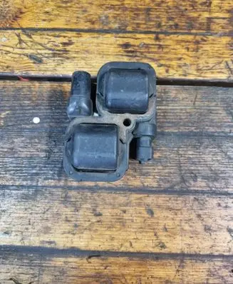 Mercedes-Benz C W202 High voltage ignition coil A0001587803