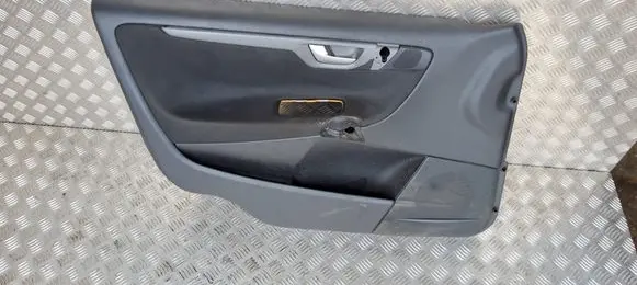 Volvo V70 Front door card panel trim 09193265 39990260 30745936