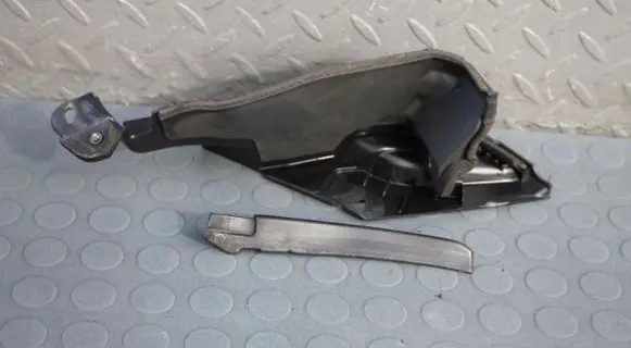 Honda Insight Wiper trim 74222TM8A00051