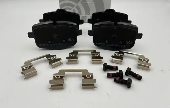 BMW 5 F10 F11 Brake pads (rear) 8847061