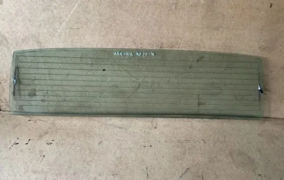 Nissan Navara D22 Rear windscreen/windshield window 