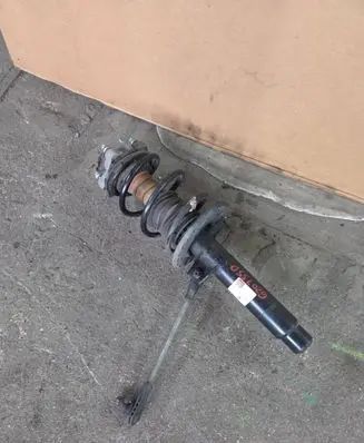 BMW 3 G20 G21 Front shock absorber with coil spring 6887356 31316887356 22330898