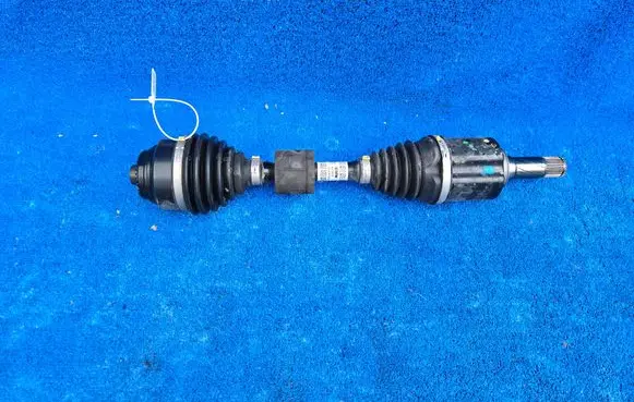 BMW X1 U11 Front driveshaft 5A44AB7