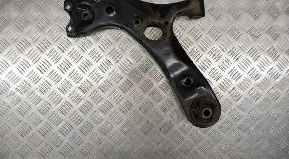 Toyota Auris E180 Front lower control arm/wishbone 4806902130