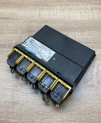 Ford Mondeo Mk III Comfort/convenience module 1S7T15K600GA 5WK48731A