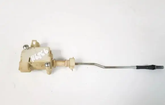 Volkswagen Golf V Central locking motor 1k6810773 y03