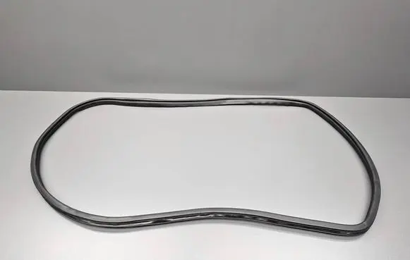 Suzuki Swift II Rear door rubber seal (on body) 