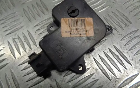 Renault Espace IV A/C air flow flap actuator/motor 7701206538