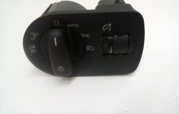 Audi Q3 8U Light switch 8X1941531AM