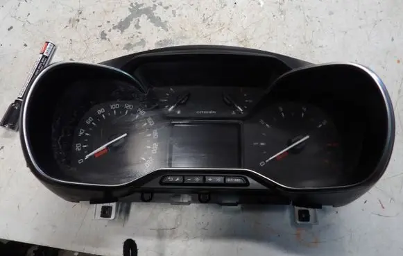 Citroen C3 Speedometer (instrument cluster) 9813361680 SN10041187