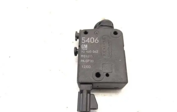 Opel Astra G Tailgate boot lock/latch motor 1101215 90460062