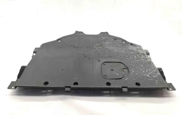 Mazda 6 Engine splash shield/under tray GHR556071