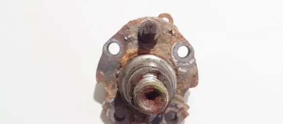 Audi A3 S3 8L Stub axle 