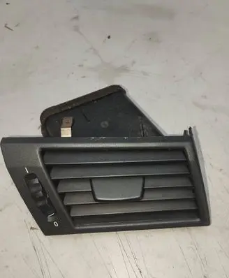 BMW X3 E83 Dashboard side air vent grill/cover trim 3400076 940007S