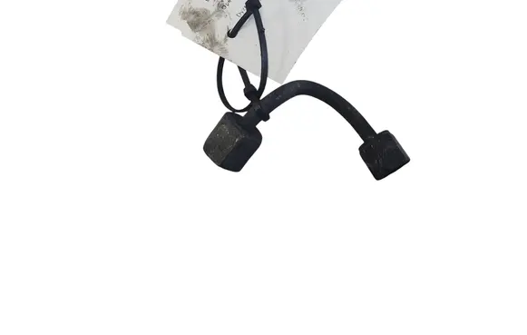 Fuel injector supply line/pipe