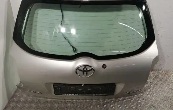 Toyota Auris 150 Tailgate/trunk/boot lid 6700502110 6810502120 43R001583