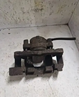 Peugeot 508 Front brake caliper