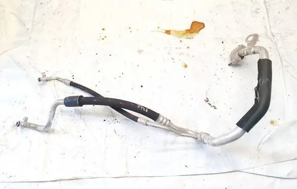 Mercedes-Benz E W212 Air conditioning (A/C) pipe/hose a2128301616