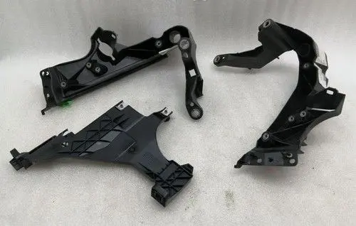Audi A5 8T 8F Fuel filter bracket/mount holder 8T0805607