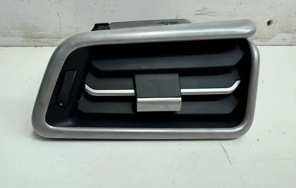 Maserati Ghibli Dashboard side air vent grill/cover trim 6700190610