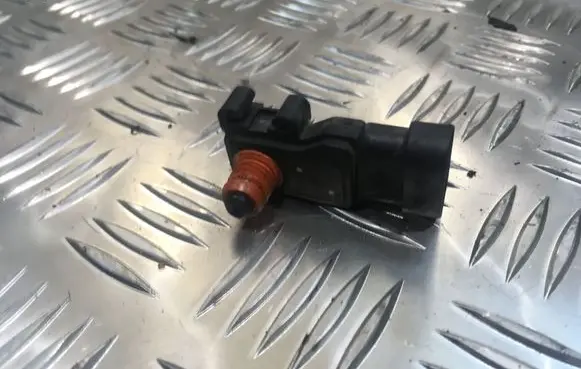 Opel Zafira B Air pressure sensor 16212460