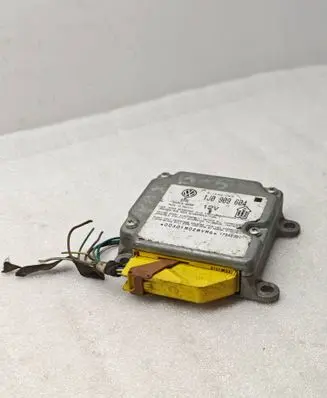 Volkswagen PASSAT B5 Airbag control unit/module 1J0909604 17980304 5WK4200