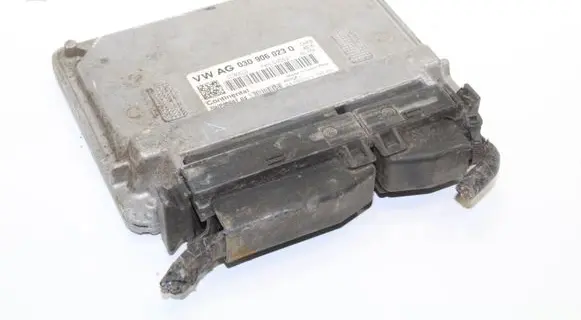 Volkswagen Fox Engine control unit/module 03D906023Q