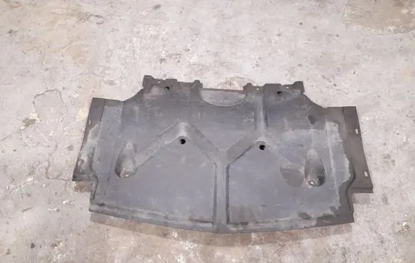 Mercedes-Benz R W251 Engine splash shield/under tray 2515240130 A2515240130