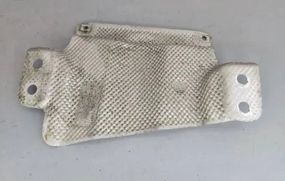 Land Rover Discovery 5 Heat shield in engine bay CPLA114B04AE