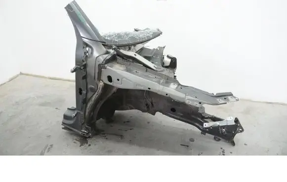Audi RSQ3 Front side member 
