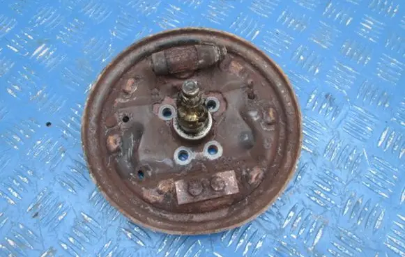 Volkswagen Golf II Rear wheel bearing hub 
