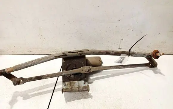 Front wiper linkage and motor