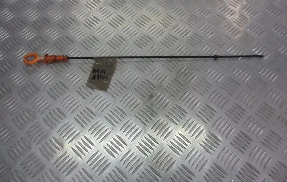 Volkswagen PASSAT B5.5 Oil level dip stick 