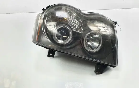 Jeep Grand Cherokee (WK) Headlight/headlamp
