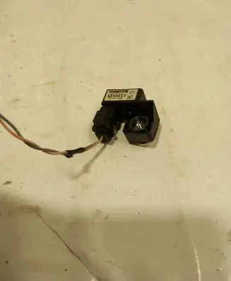 Renault Megane II Airbag deployment crash/impact sensor 601298200 8200411025
