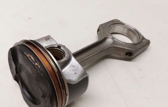 BMW 3 F30 F35 F31 Piston with connecting rod 7846593