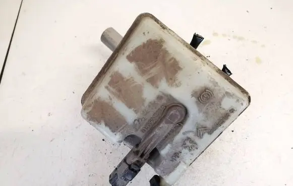 Citroen C4 Grand Picasso Brake fluid reservoir 9654002180