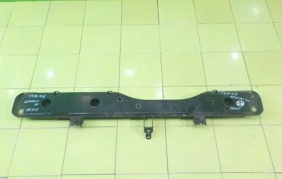 Nissan Qashqai Front bumper support beam 