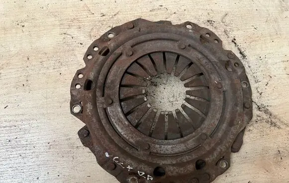 Opel Vectra B Pressure plate 