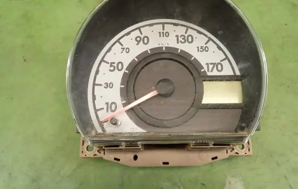 Peugeot 107 Speedometer (instrument cluster) H0283800-0H021A