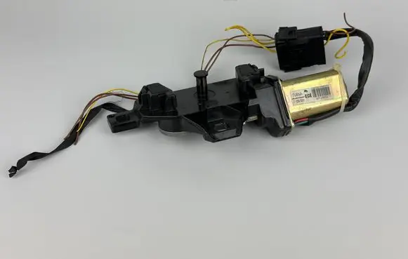 BMW 5 E60 E61 Tailgate/trunk/boot lift motor 7129931 07129931 ED424922