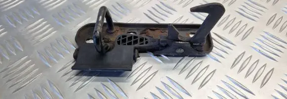 Volkswagen Jetta V Engine bonnet/hood lock/latch loop/hook 1K0823480