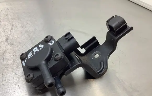 Toyota Corolla Verso AR10 Exhaust gas pressure sensor 8948064010 07G29 10Y01A