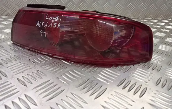 Alfa Romeo 159 Rear/tail lights set 50504818