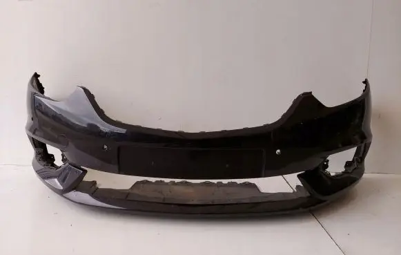 Opel Zafira C Front bumper 39079783